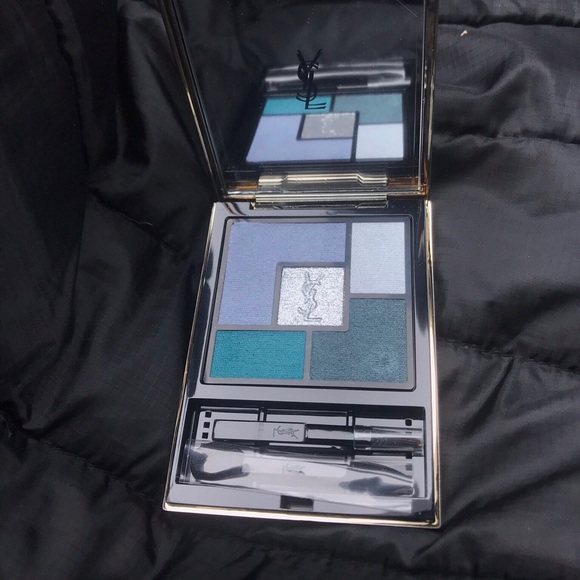 YSL eyeshadow pallet - Picture 2 of 2